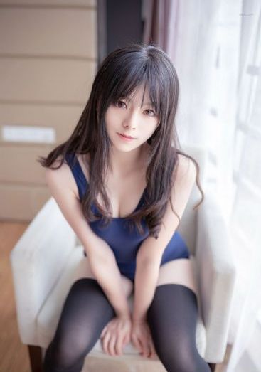 漂亮的女邻居3