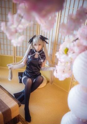 春色寄情人